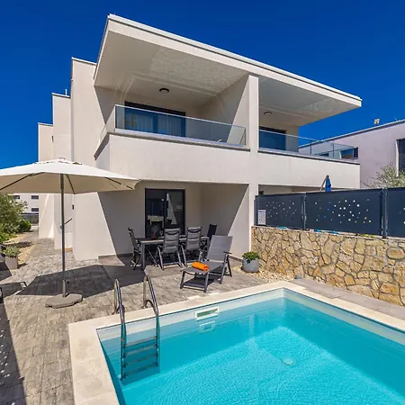 Larus With Private Pool Villa Sveti Anton (Krk)